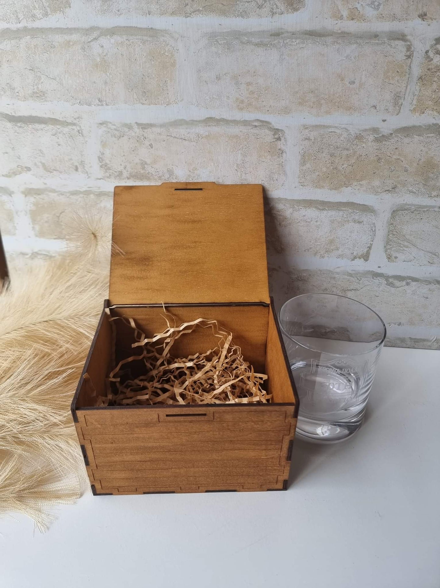 Display Box with Glass