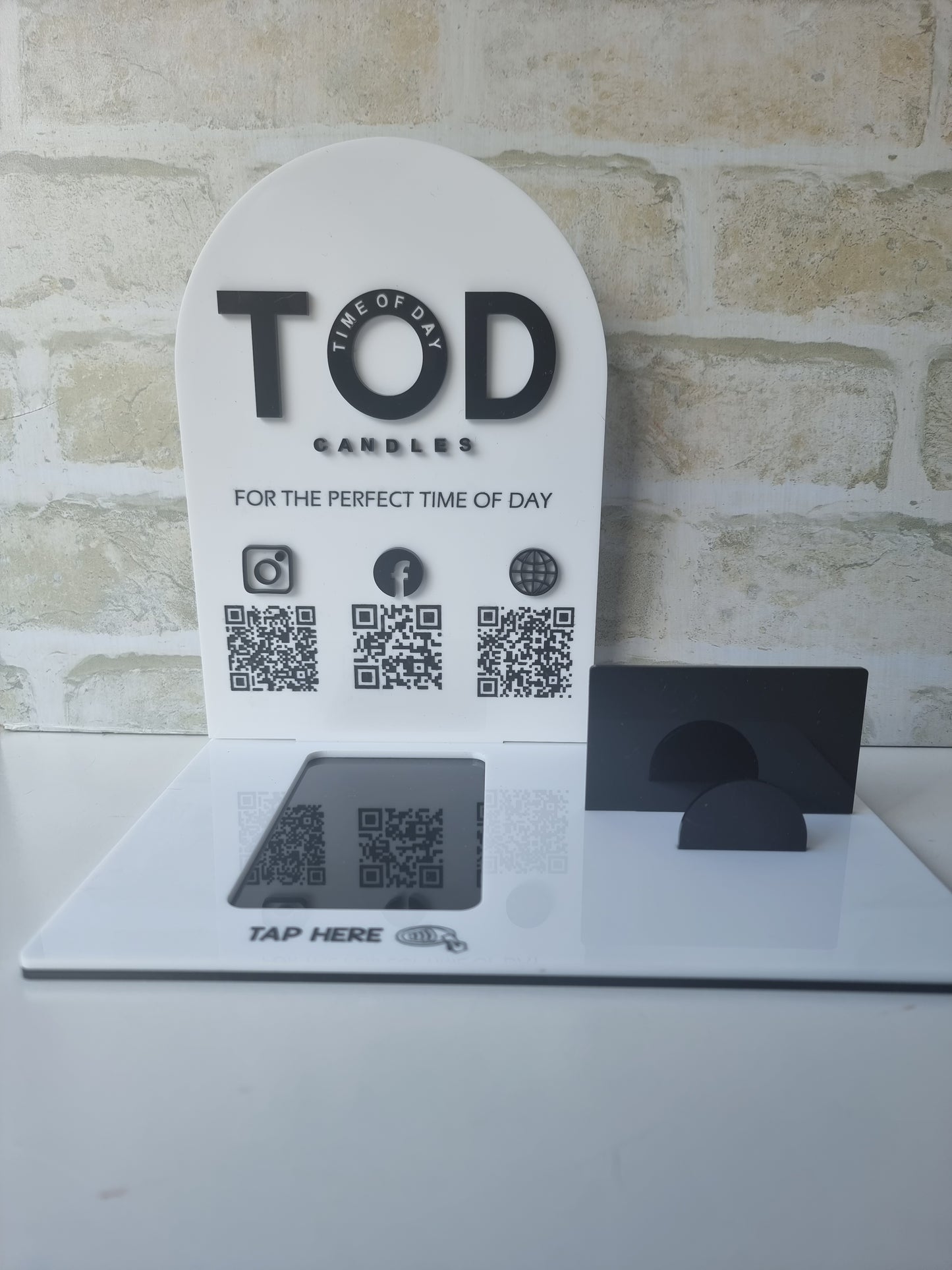 Square reader, Business card Stand with QR Codes