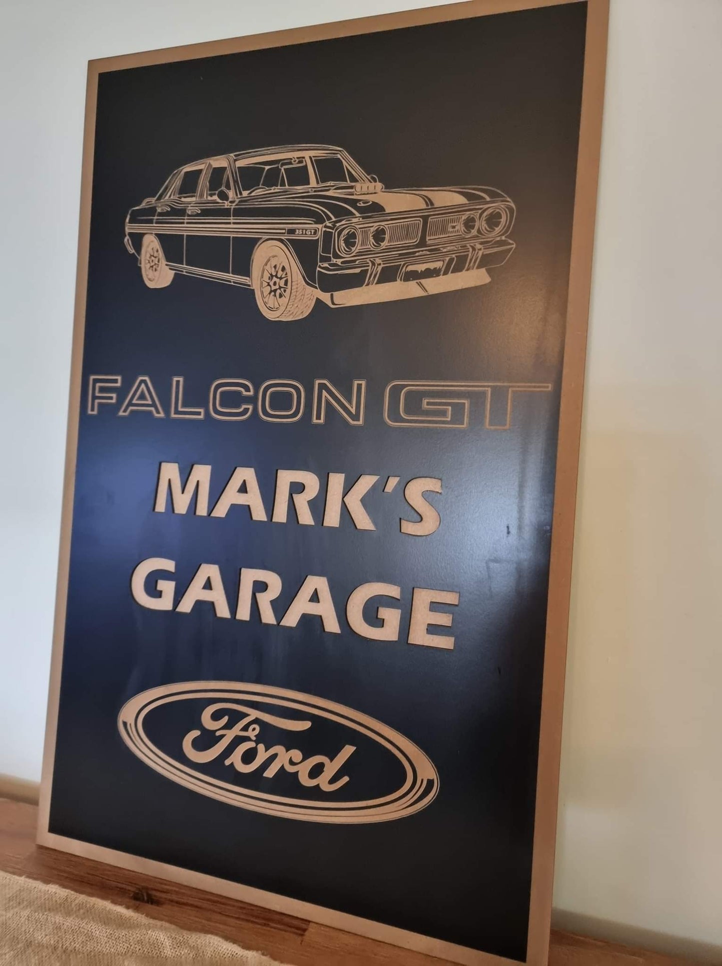 XY GT Sign